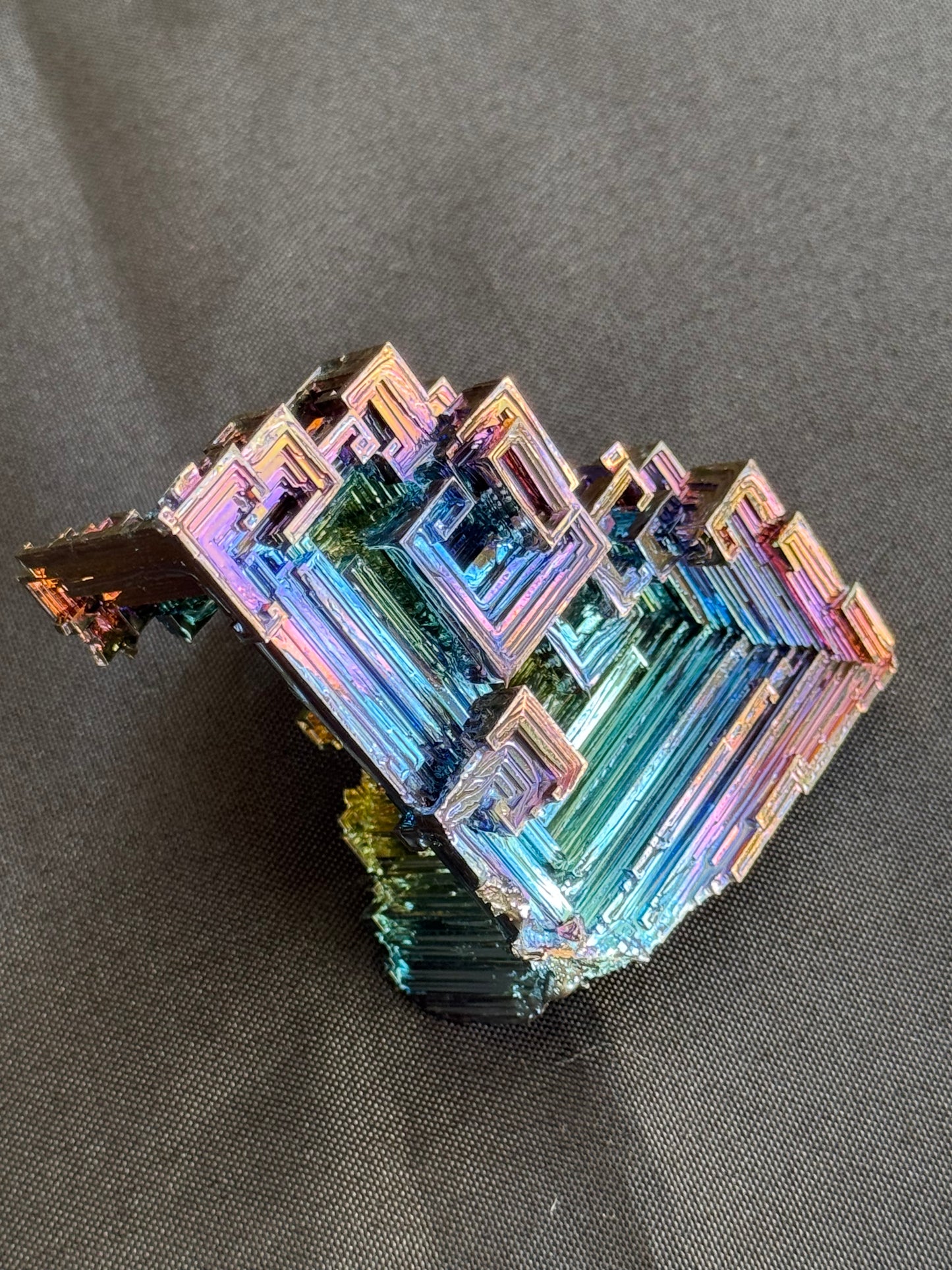 Bismuth crystal 104