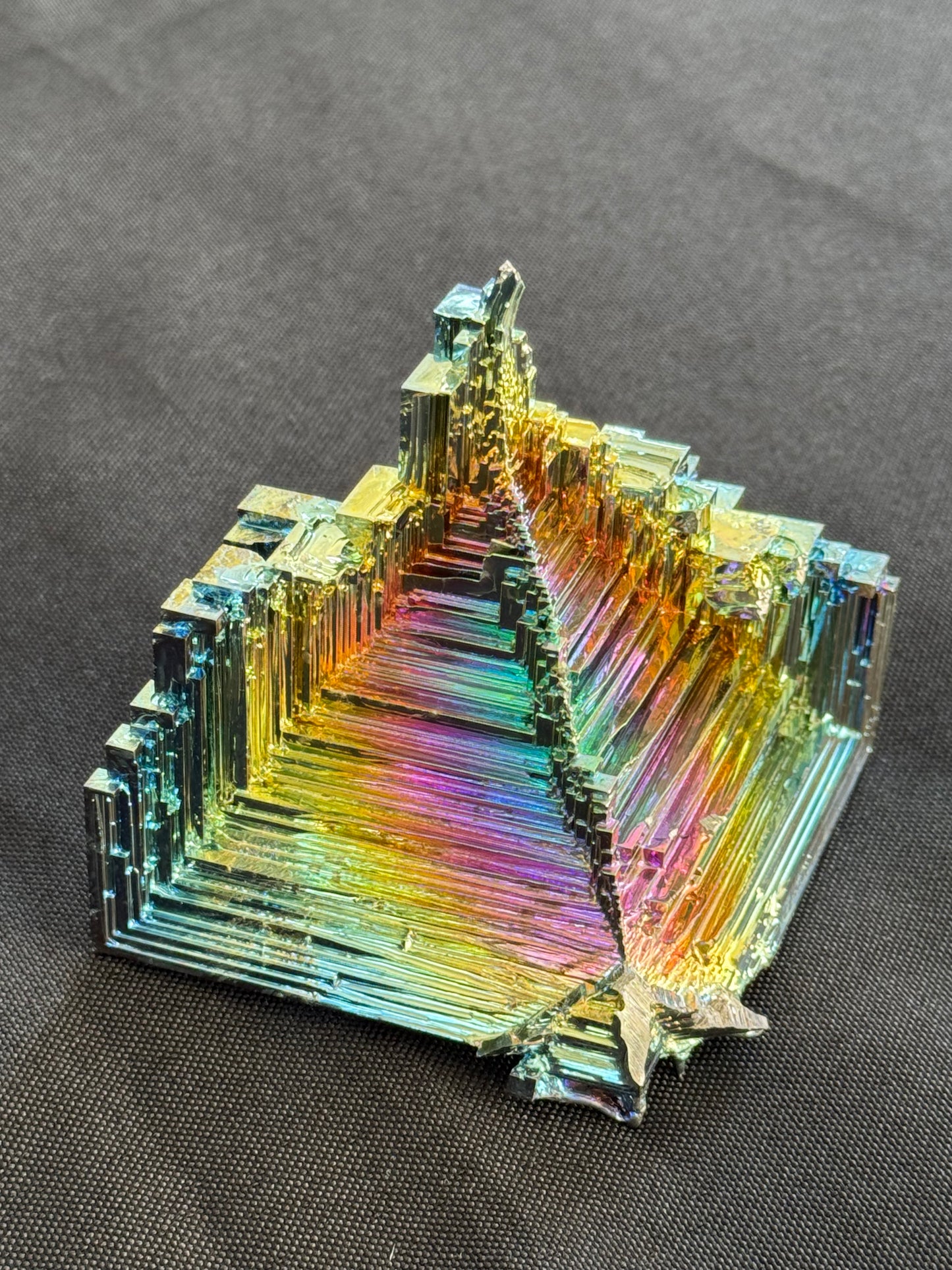 Bismuth crystal 102