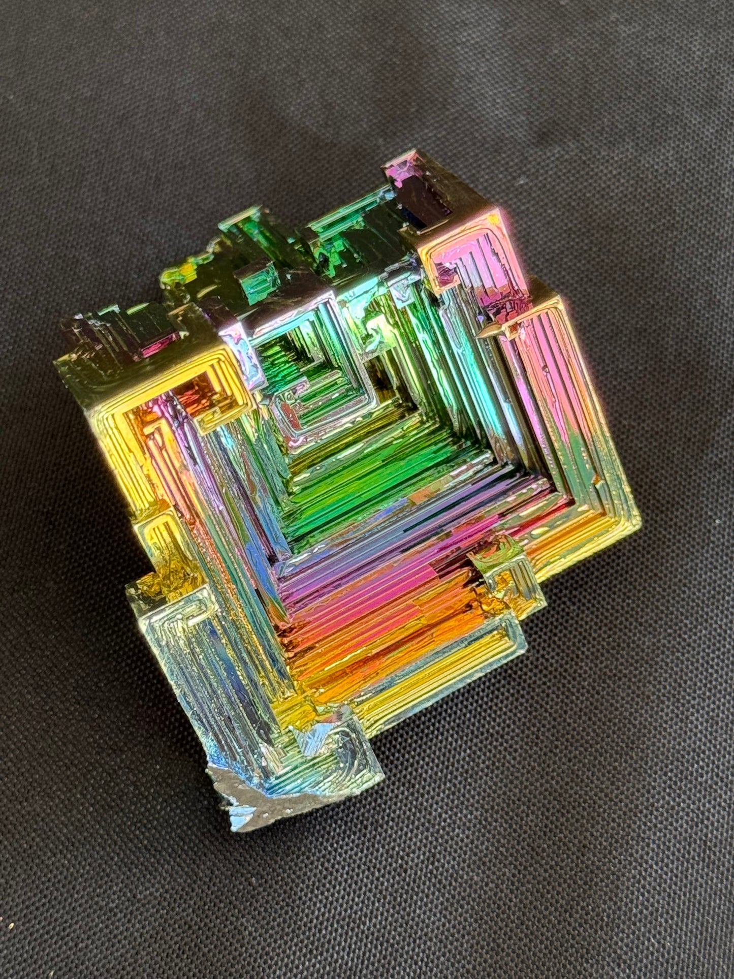 Bismuth Crystal XL Single