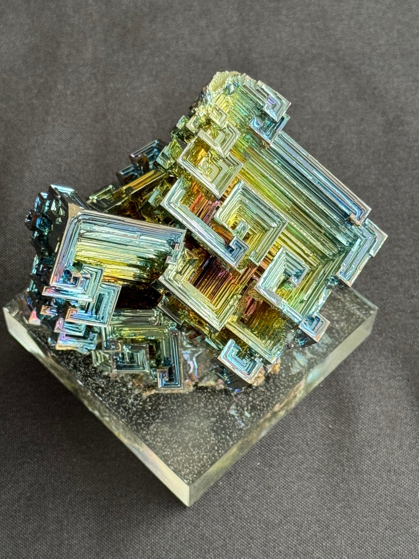 Bismuth crystal cluster 121