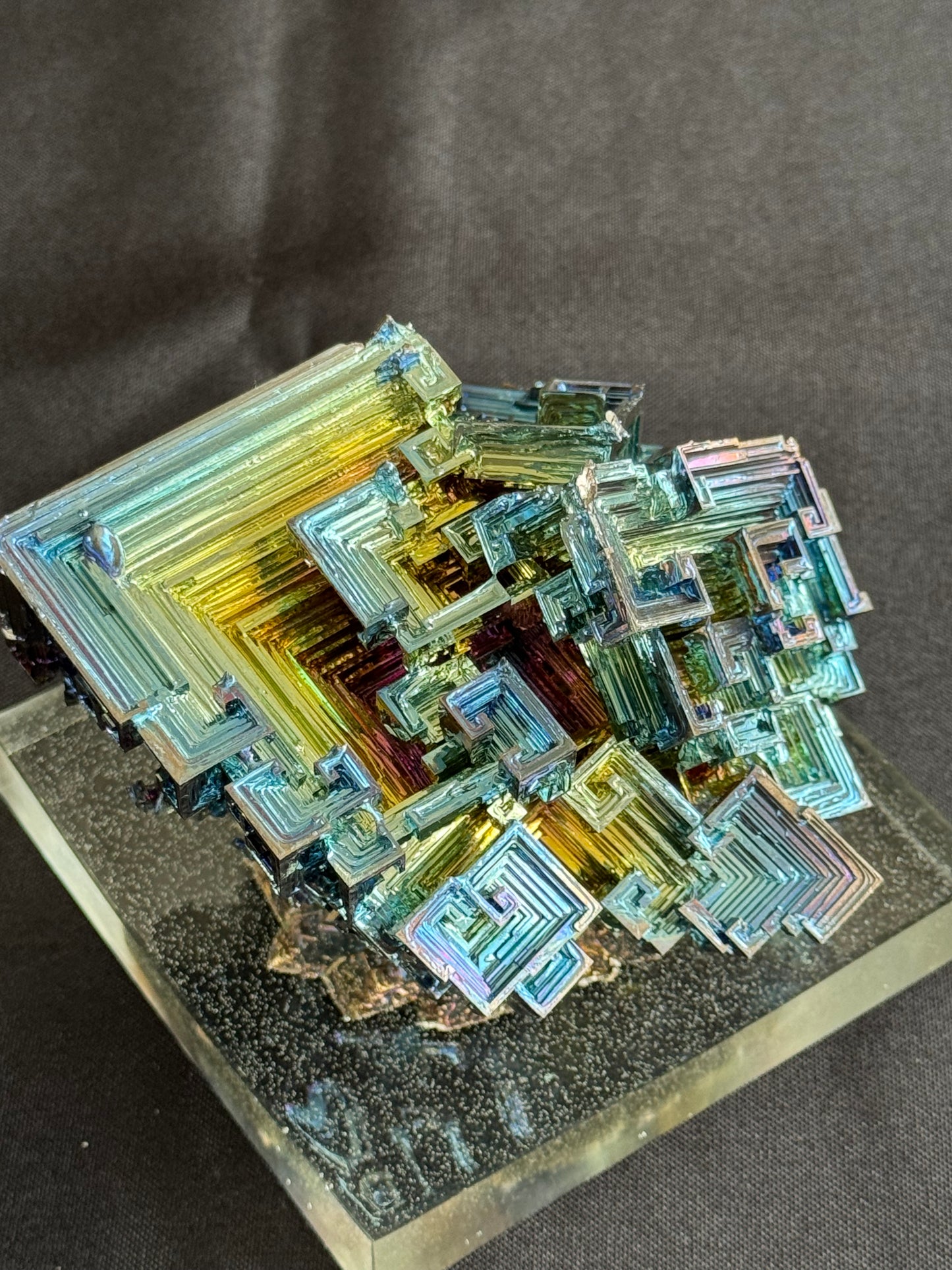 Bismuth crystal cluster 123