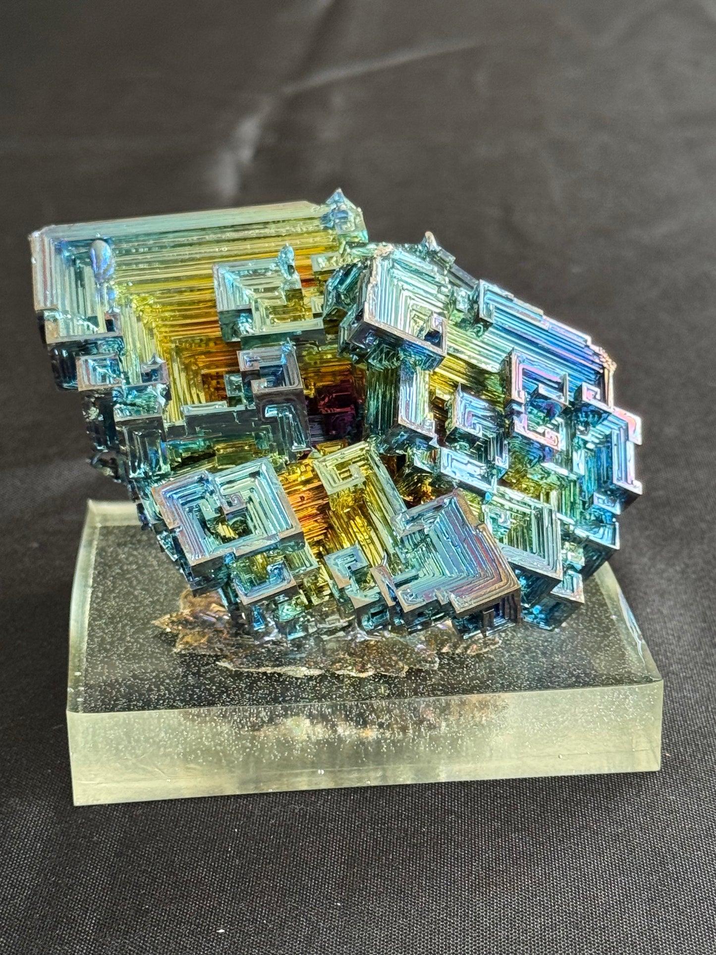Bismuth crystal cluster 123