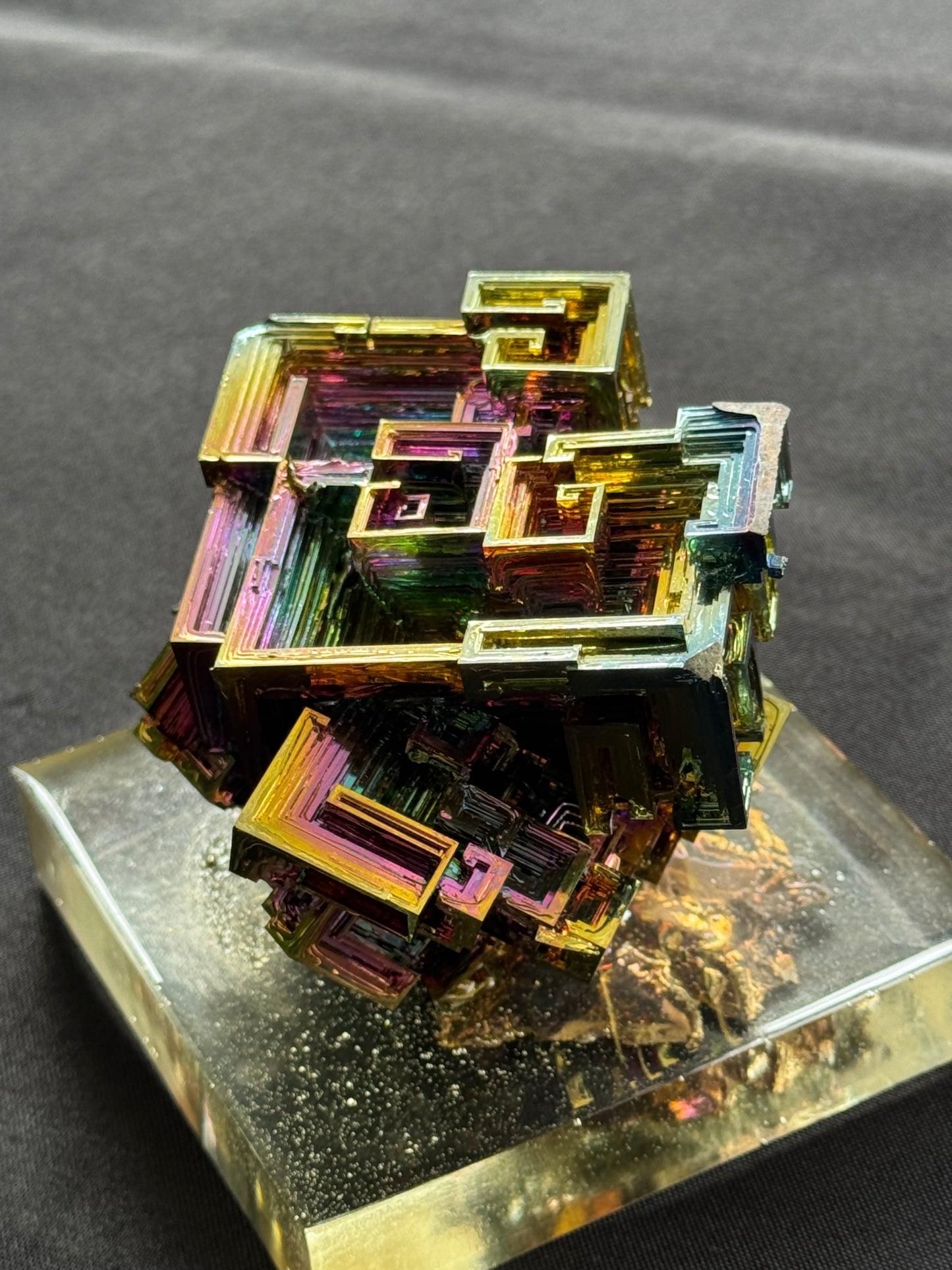 Bismuth crystal cluster 124
