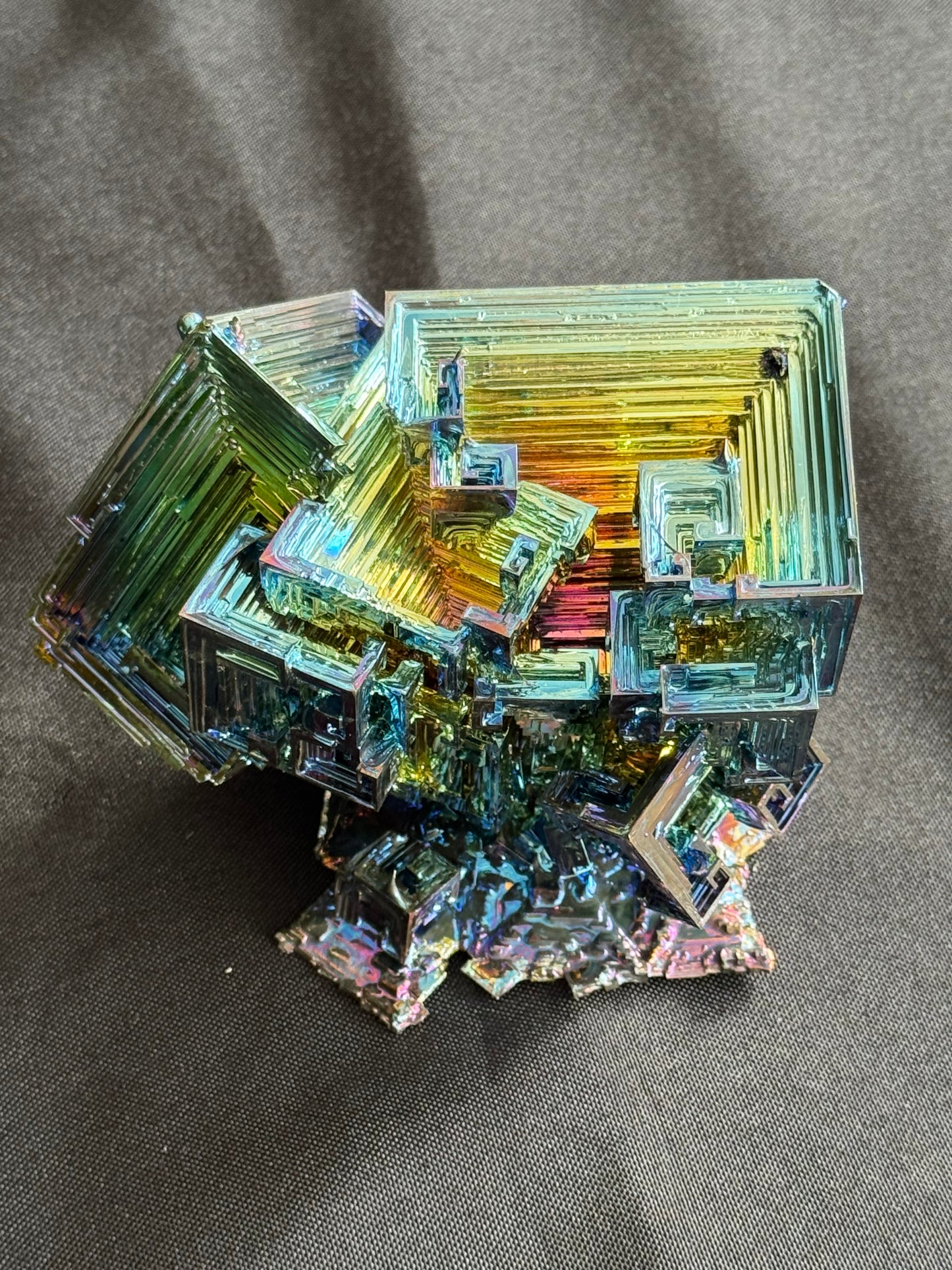 Bismuth Crystal cluster 133
